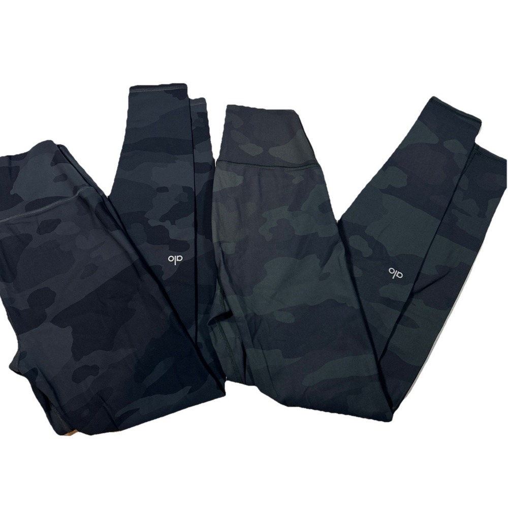 Alo Yoga Leggings Womens‎ Small High Waist  Vapor Gray Camo/Green Camo 2 PAIRS